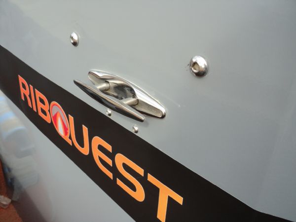 Boat Details – Ribs For Sale - Ribquest 10m RIB with Twin Suzuki 300HP 4 Stroke Outboard Engines