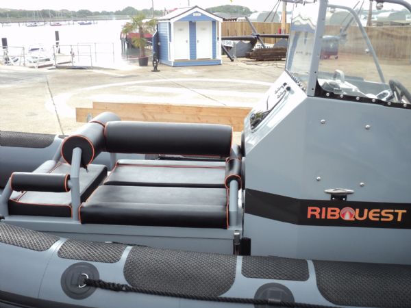 Boat Details – Ribs For Sale - Ribquest 10m RIB with Twin Suzuki 300HP 4 Stroke Outboard Engines