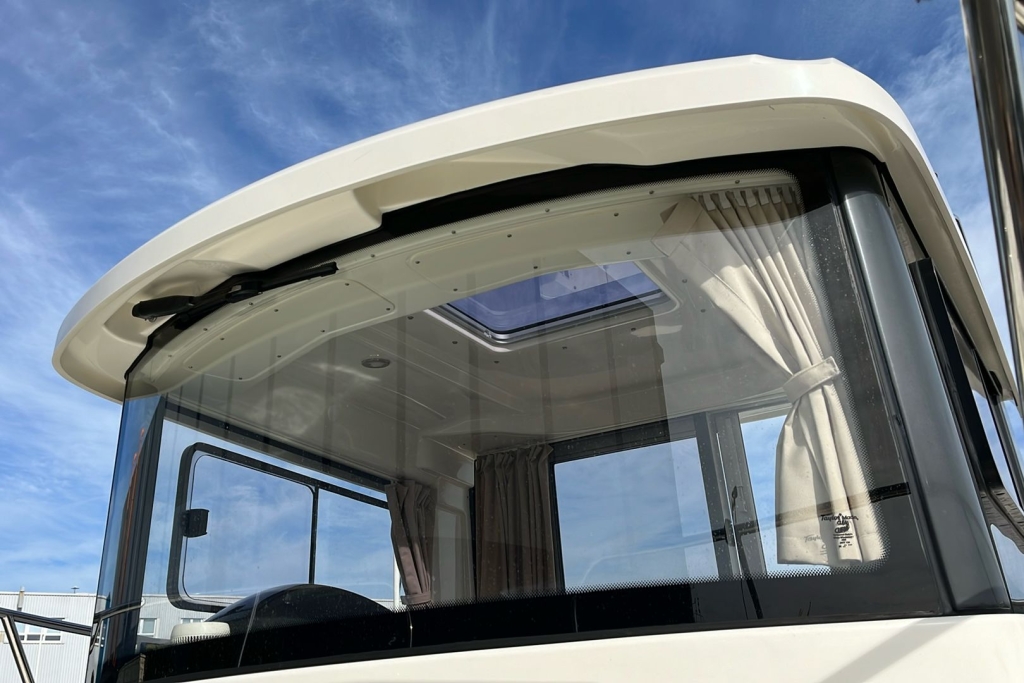 Boat Details – Ribs For Sale - 2019 Quicksilver Pilothouse 605 Mercury F115 Command Thrust