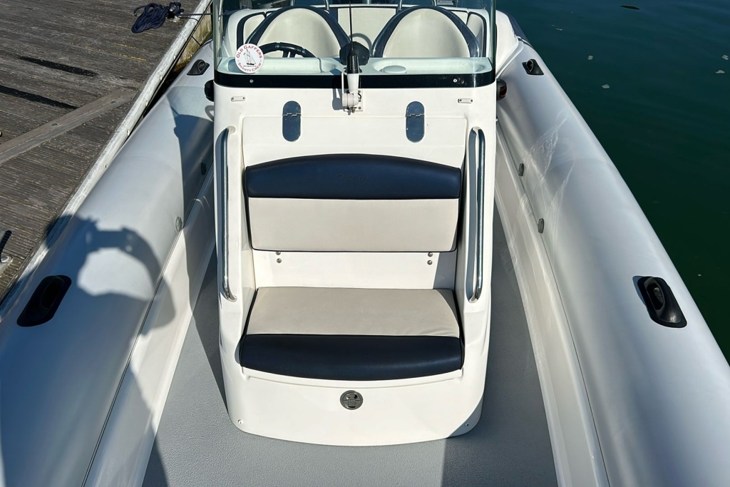 2004 Scorpion 8.1m Mercury Verado 350hp L6