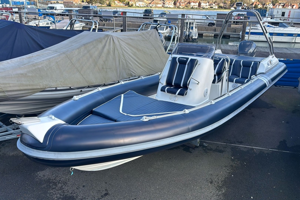 Boat Listing - 2004 Cobra RIB 8.5 Yamaha F250 V6